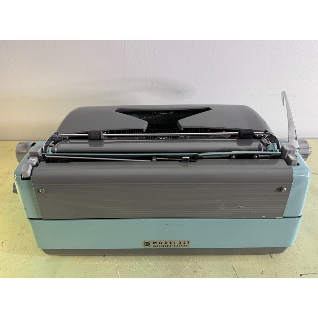 1969 Consul 221 Typewriter • Seafoam Blue & Slate Gray • w/Case, Key, Extras