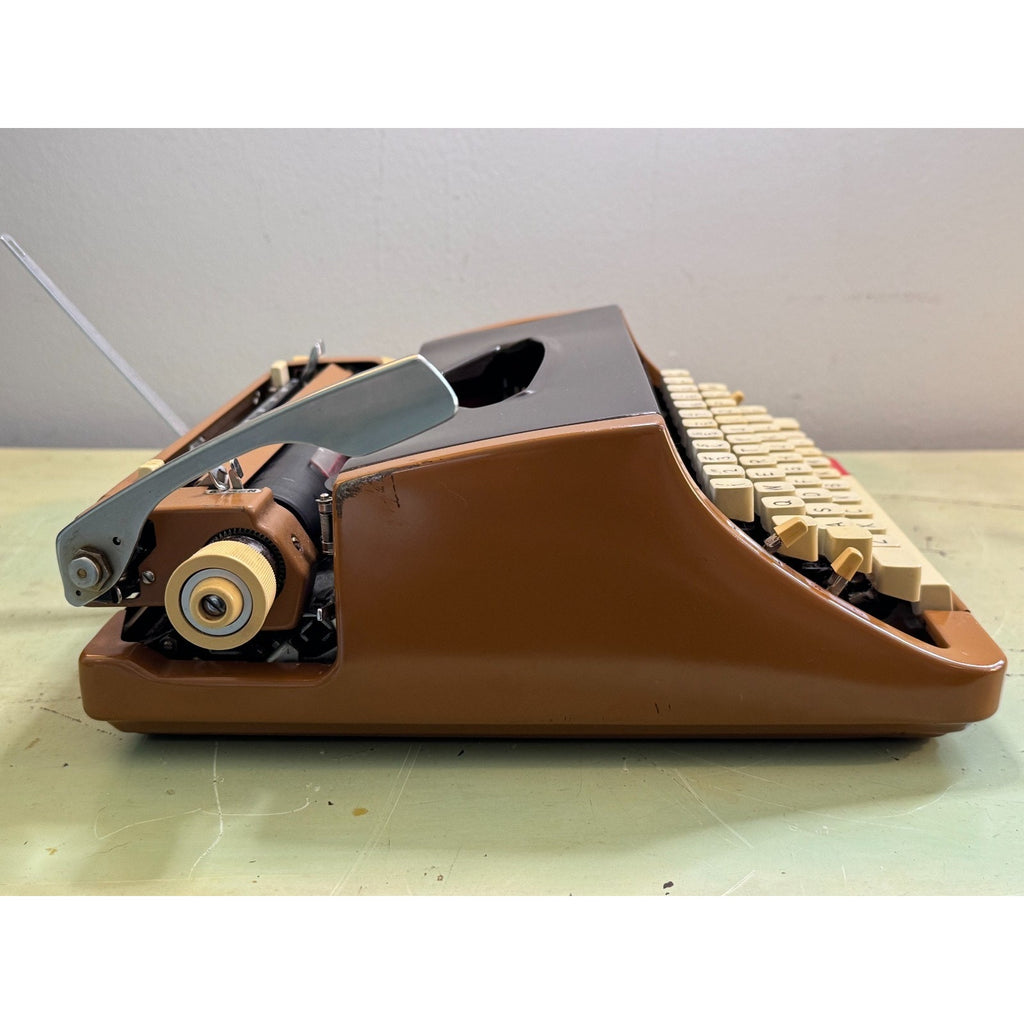 Caramel Brown Brother Activator 899 Typewriter • Nagoya Japan, 1974 • Tested