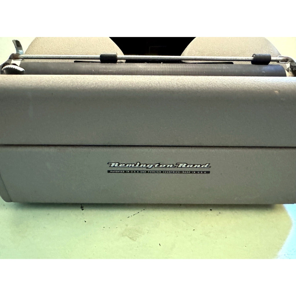 1958 Remington Quiet-Riter Typewriter w/Miracle Tab • Serviced USA-Made Portable