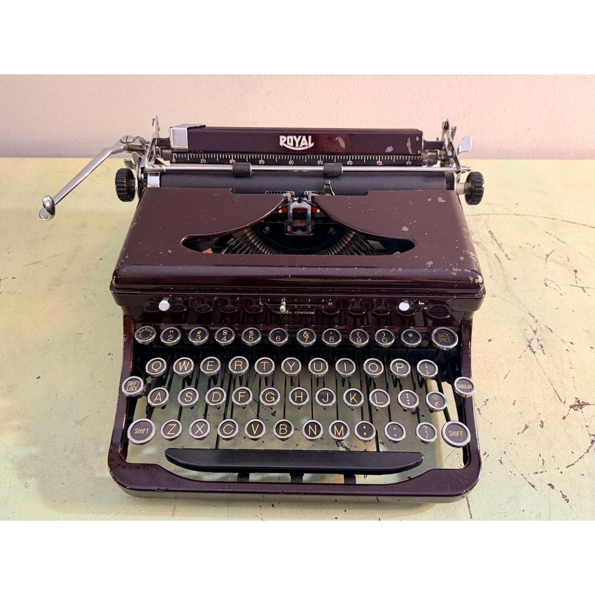 Prewar Royal De Luxe Portable Typewriter • Deep Burgundy • Duo Case & Manual