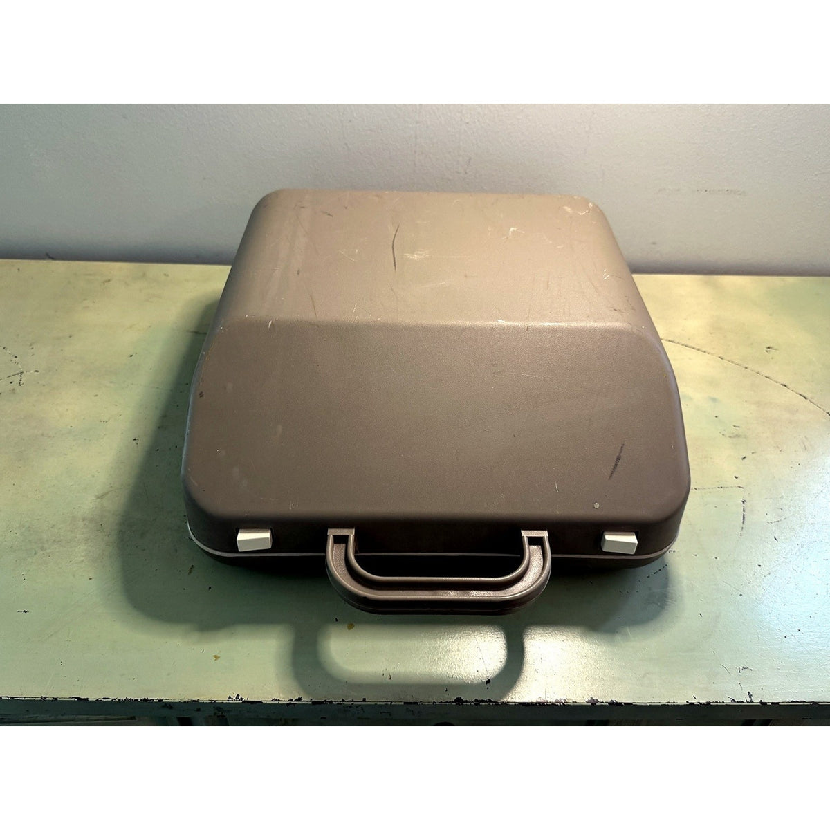 Underwood 319 Portable Typewriter w/Case • Serviced, Tested Spanish-Made Manual