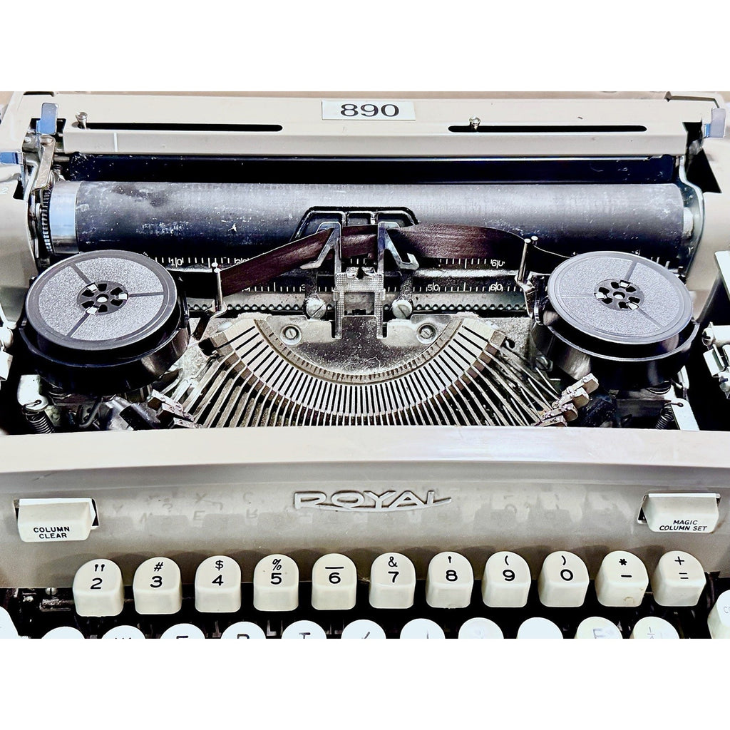 Royal 890 Manual Typewriter • Beige Mid-60s Portable w/Case • Serviced & Tested