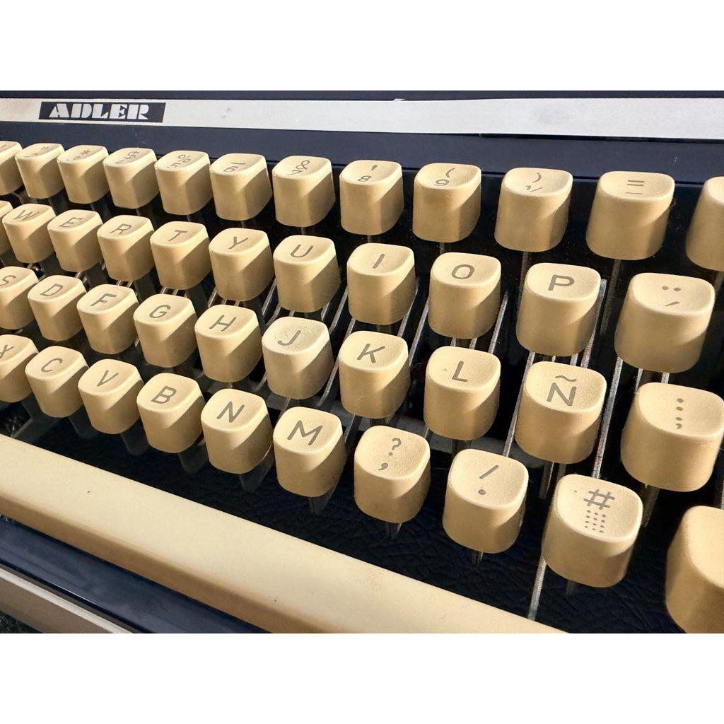 Adler Gabriele 35 Portable Typewriter • Techno / Cubic Typeface • Original Case