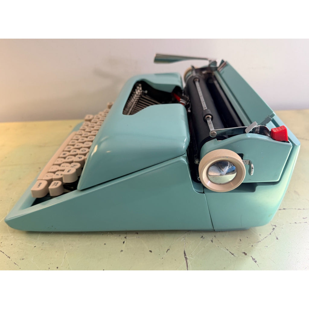 Sky Blue 1962 Royal Futura 600 Portable Typewriter • Cleaned and Tested