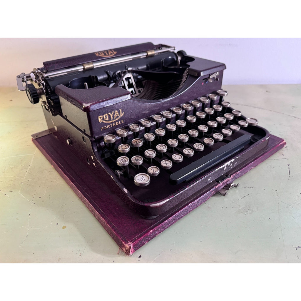1928 Royal Model P Portable Typewriter • Rare Burgundy Alligator Finish • w/Case
