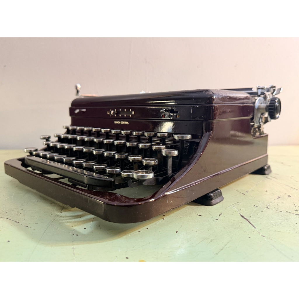Prewar Royal De Luxe Portable Typewriter • Deep Burgundy • Duo Case & Manual
