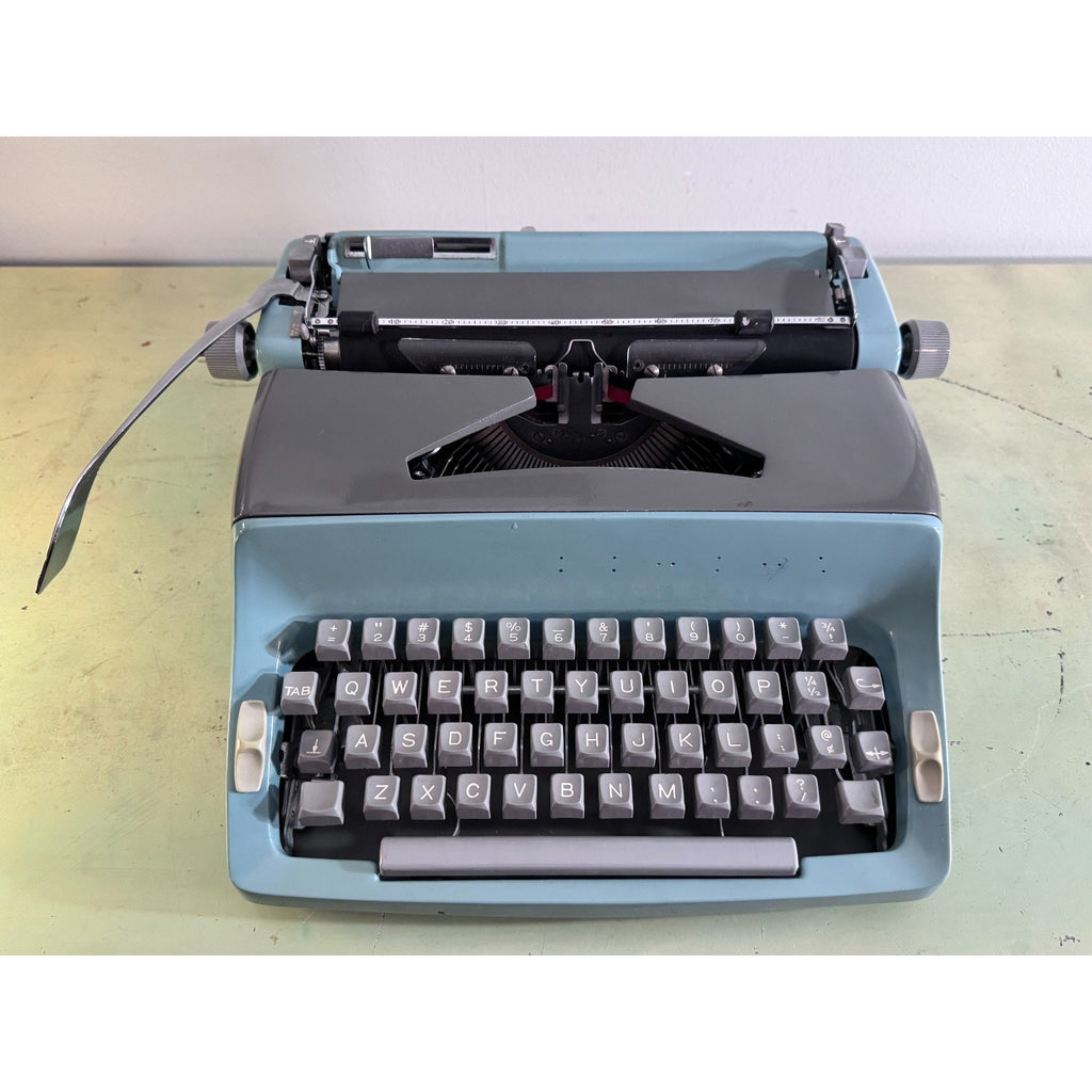 1969 Consul 221 Typewriter • Seafoam Blue & Slate Gray • w/Case, Key, Extras