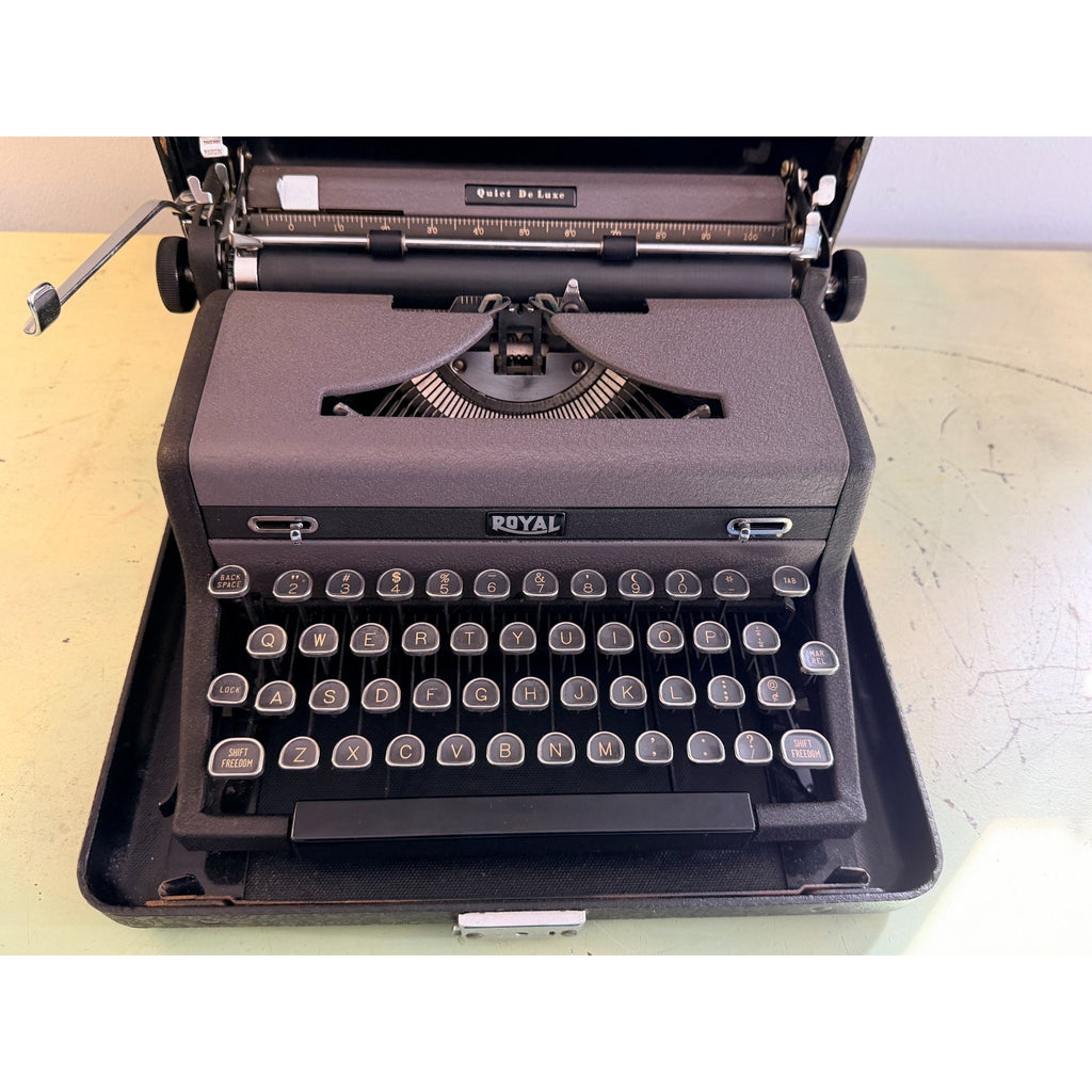 Royal Quiet De Luxe Portable Typewriter in Tuxedo Gray with Original Case