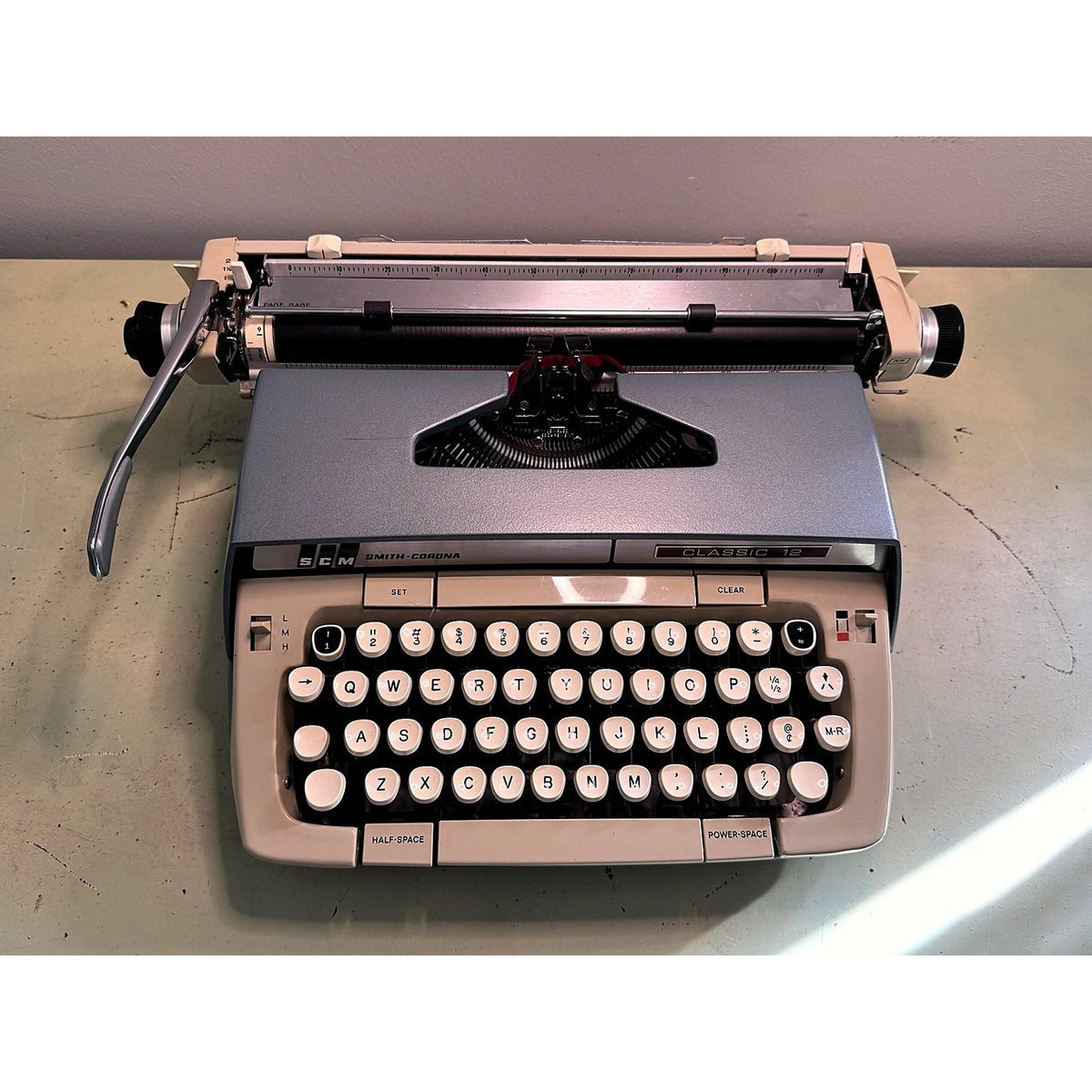 Smith-Corona Classic 12 Typewriter w/Case • Blue Tested 70s Vintage Portable