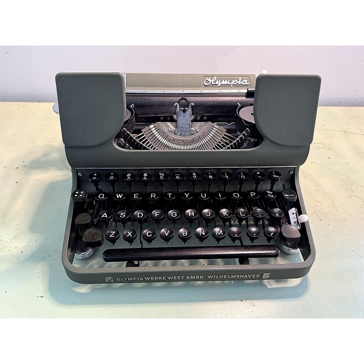 Early 1951 Olympia SM1 Portable Typewriter • Olive Green • W Germany, Serviced