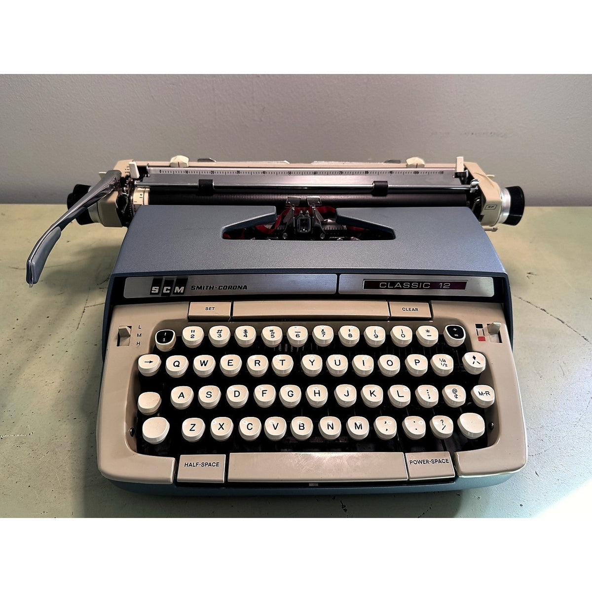 Smith-Corona Classic 12 Typewriter w/Case • Blue Tested 70s Vintage Portable