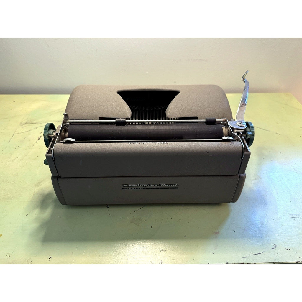 1958 Remington Quiet-Riter Typewriter w/Miracle Tab • Serviced USA-Made Portable