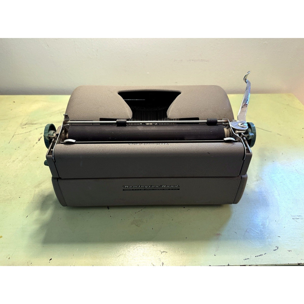 1958 Remington Quiet-Riter Typewriter w/Miracle Tab • Serviced USA-Made Portable