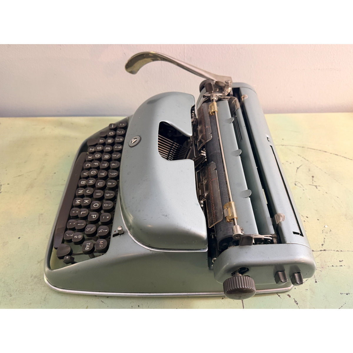 1957 Alpina SK24 Portable Typewriter • Swiss Blue-Gray • Elite Typeface