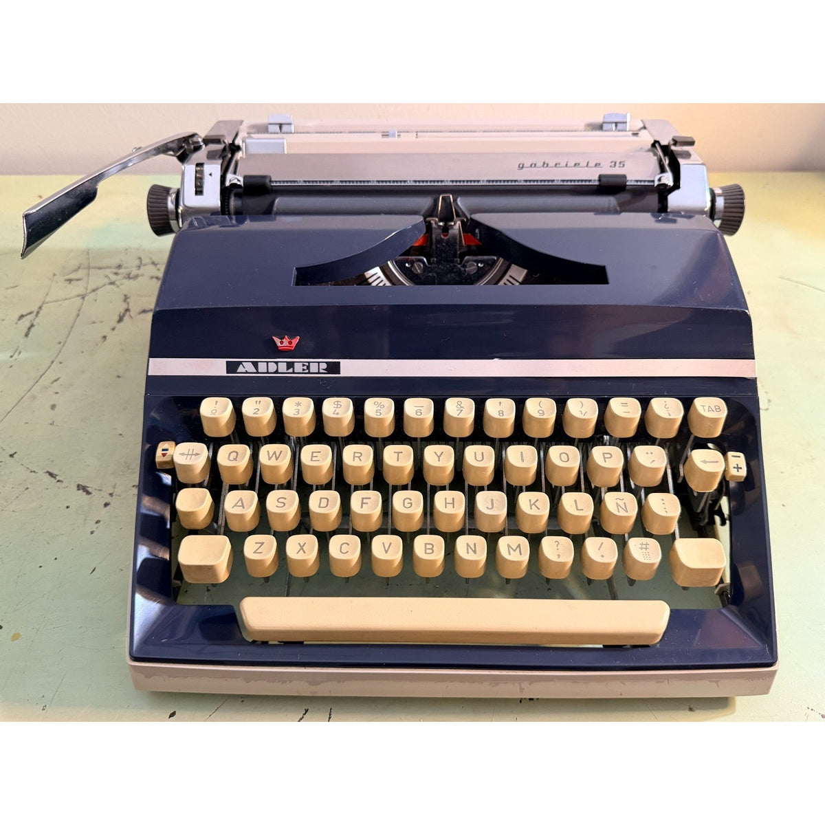 Adler Gabriele 35 Portable Typewriter • Techno / Cubic Typeface • Original Case