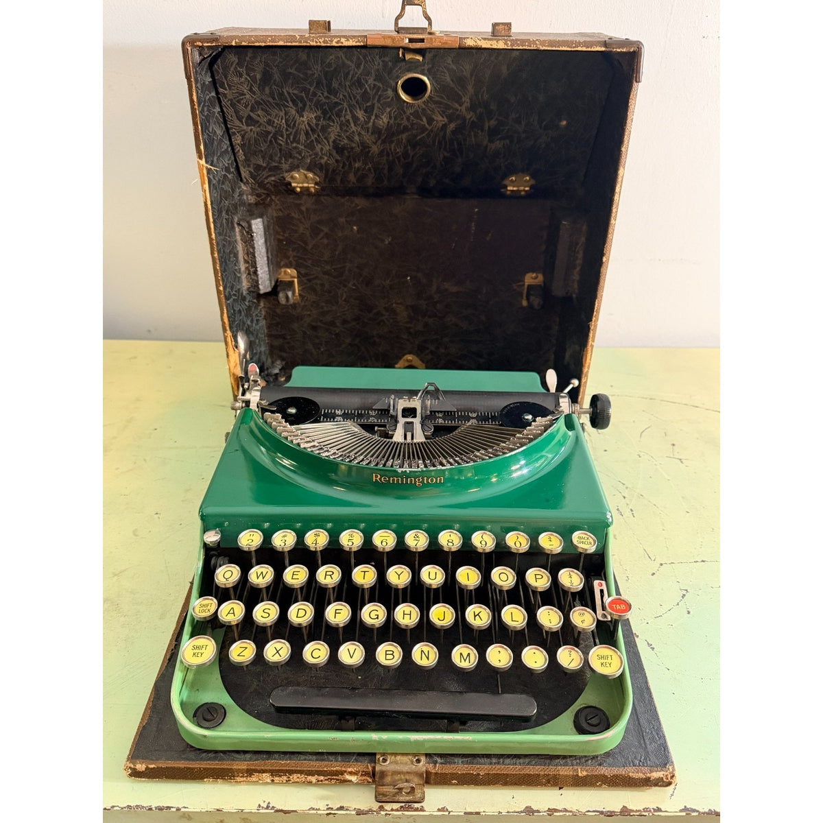 1930 Remington Portable No 3 Typewriter • Two-Tone Green • Working with Case