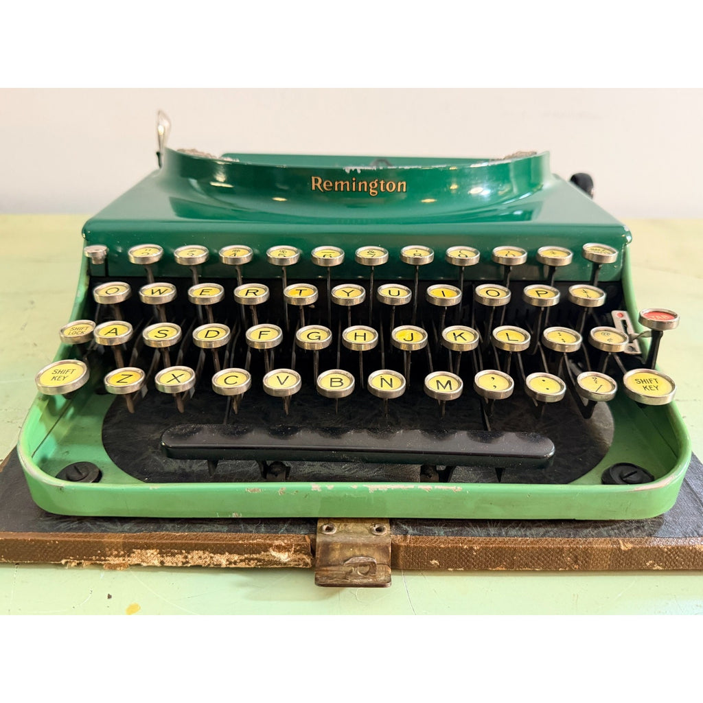 1930 Remington Portable No 3 Typewriter • Two-Tone Green • Working with Case