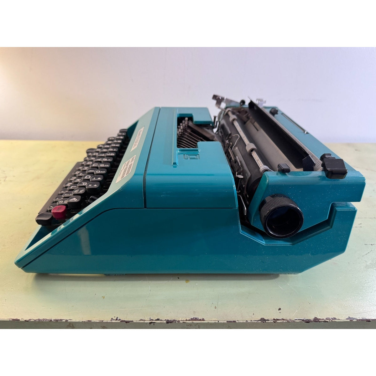 Turquoise Blue Olivetti Studio 45 Typewriter • Tested Portable w/Matching Case