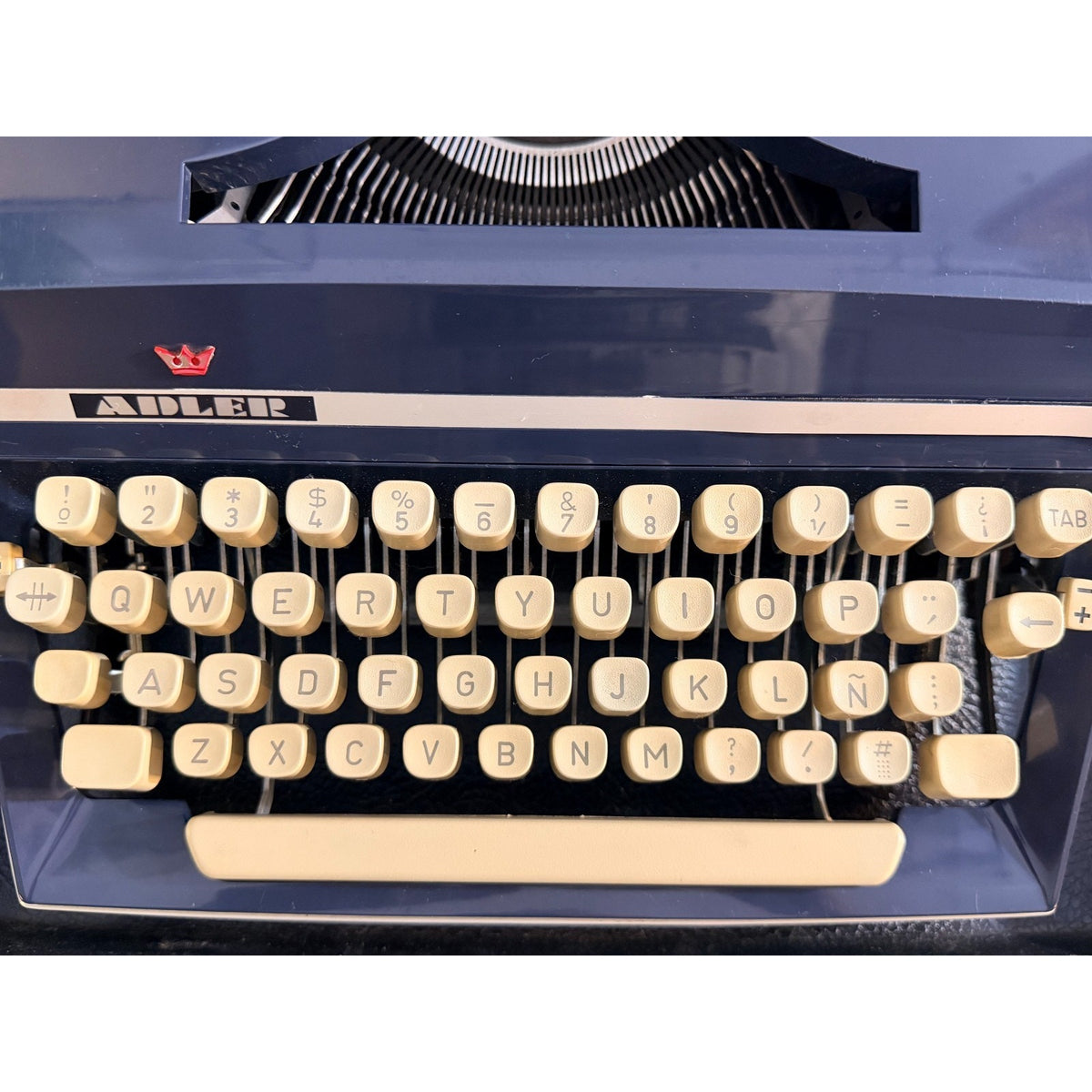 Adler Gabriele 35 Portable Typewriter • Techno / Cubic Typeface • Original Case