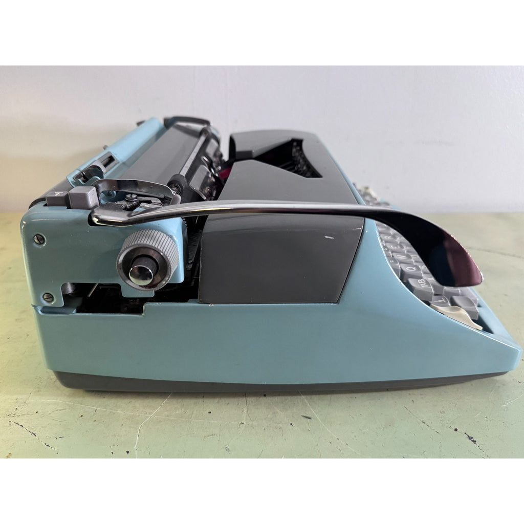 1969 Consul 221 Typewriter • Seafoam Blue & Slate Gray • w/Case, Key, Extras