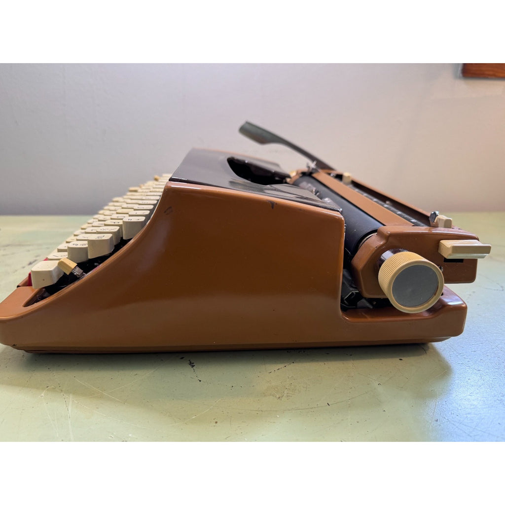 Caramel Brown Brother Activator 899 Typewriter • Nagoya Japan, 1974 • Tested