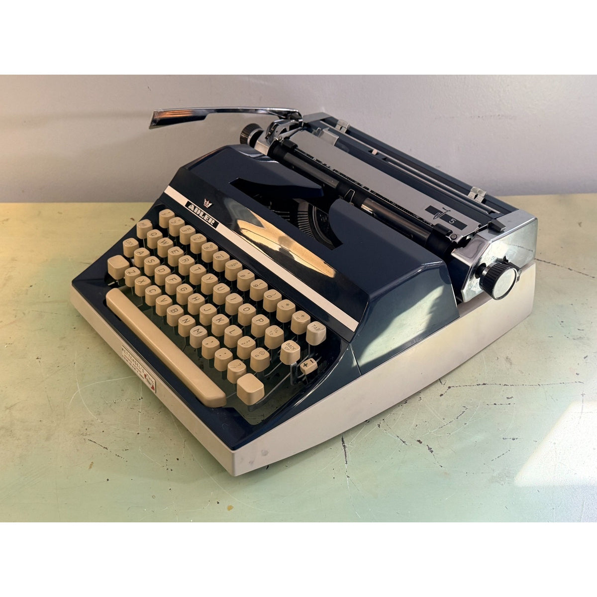 Adler J-5 Typewriter • Rare No 85 Cubic Techno Typeface • West German w/Case