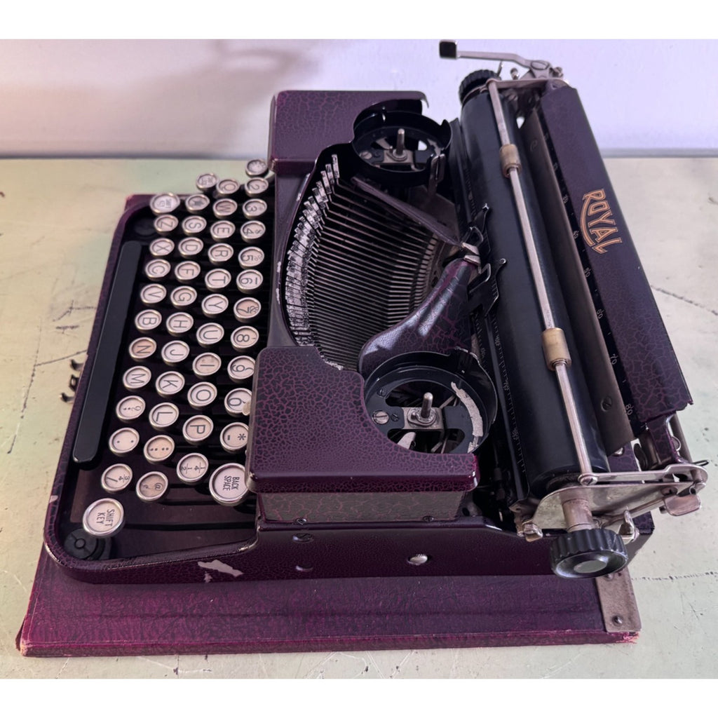 1928 Royal Model P Portable Typewriter • Rare Burgundy Alligator Finish • w/Case