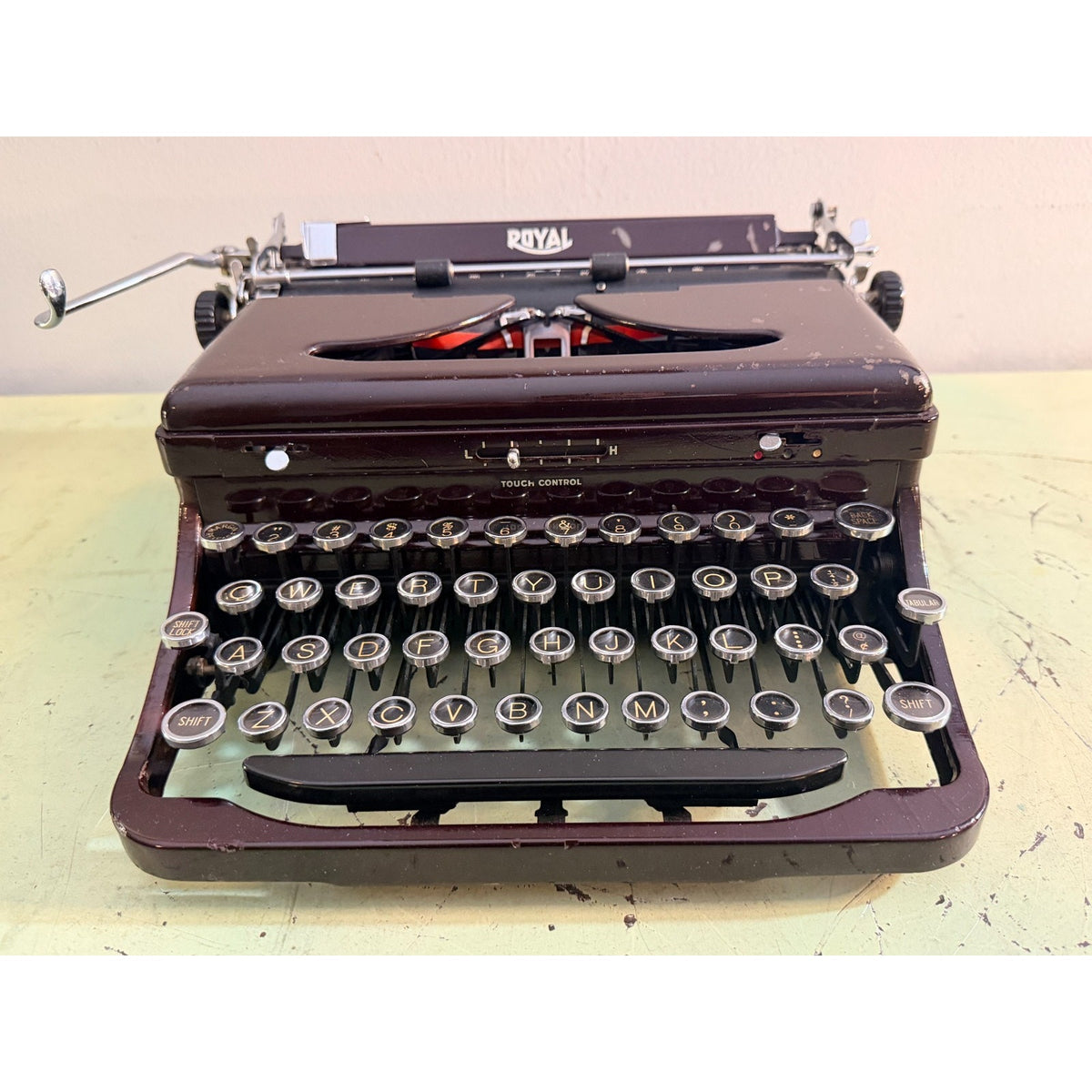 Prewar Royal De Luxe Portable Typewriter • Deep Burgundy • Duo Case & Manual