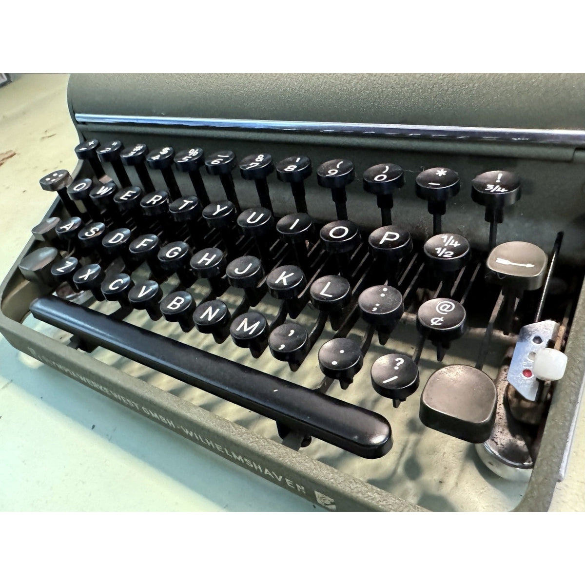 Early 1951 Olympia SM1 Portable Typewriter • Olive Green • W Germany, Serviced