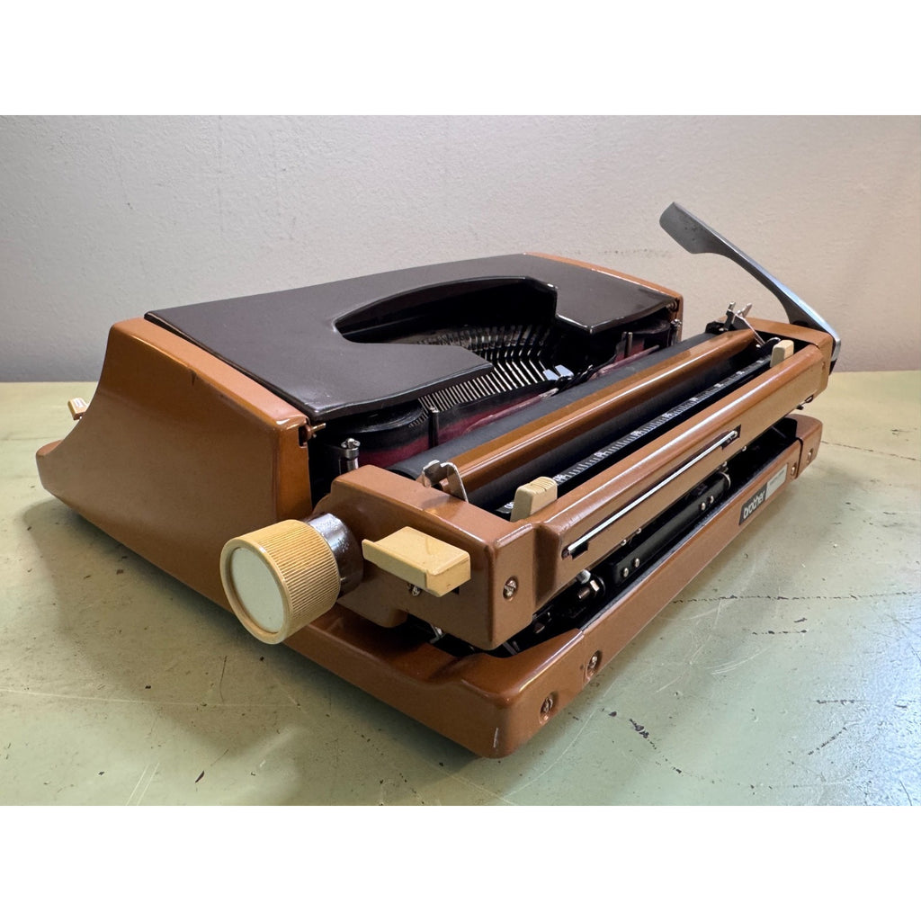 Caramel Brown Brother Activator 899 Typewriter • Nagoya Japan, 1974 • Tested