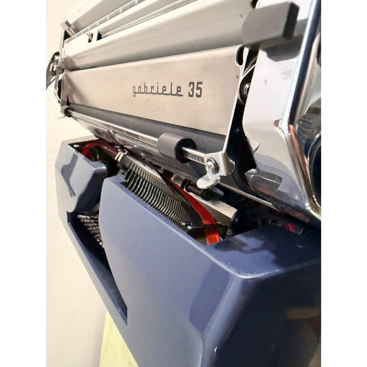 Adler Gabriele 35 Portable Typewriter • Techno / Cubic Typeface • Original Case