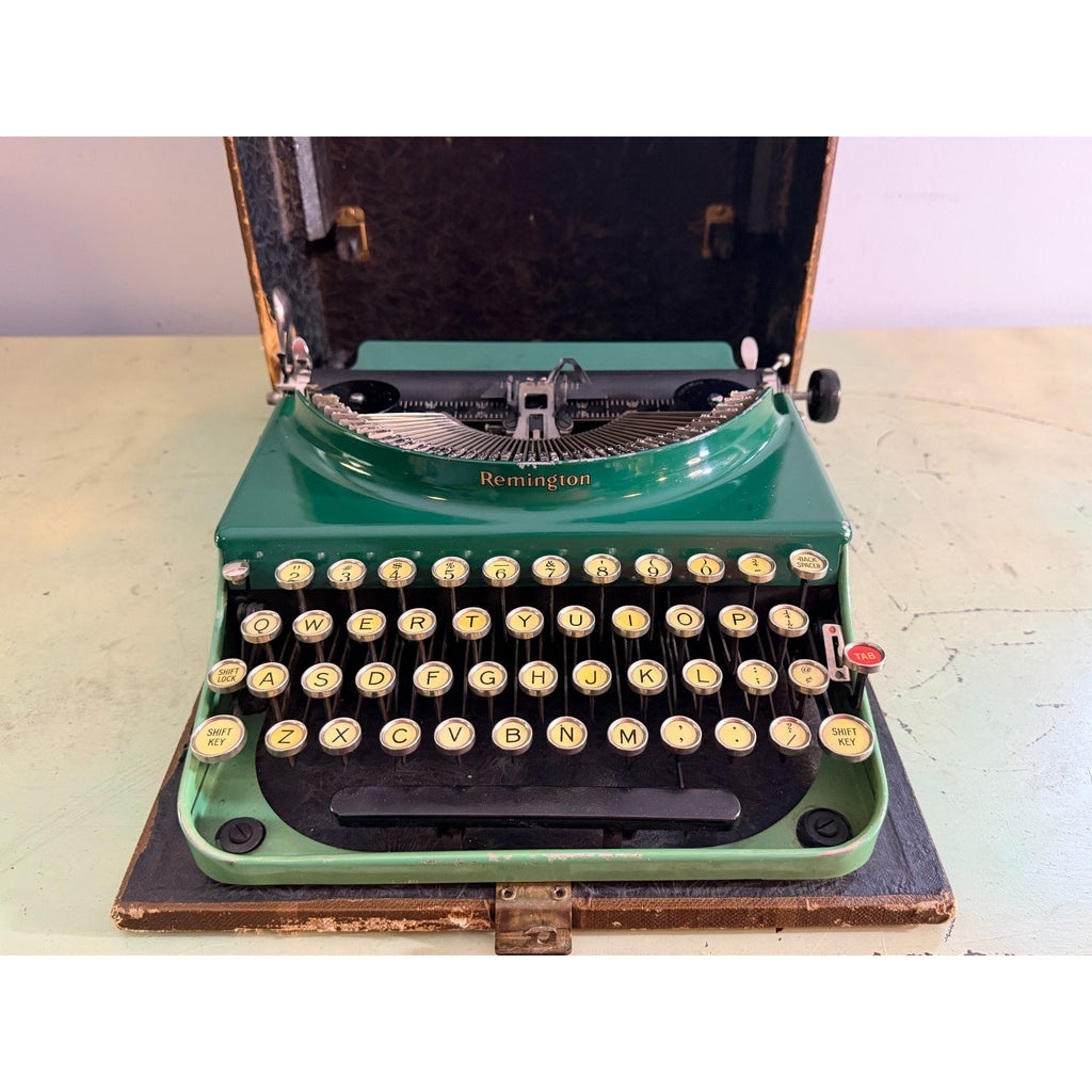 1930 Remington Portable No 3 Typewriter • Two-Tone Green • Working with Case