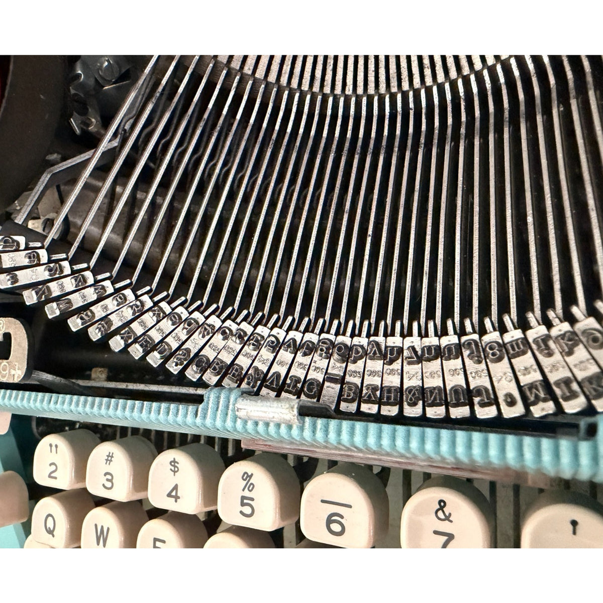 Sky Blue 1962 Royal Futura 600 Portable Typewriter • Cleaned and Tested