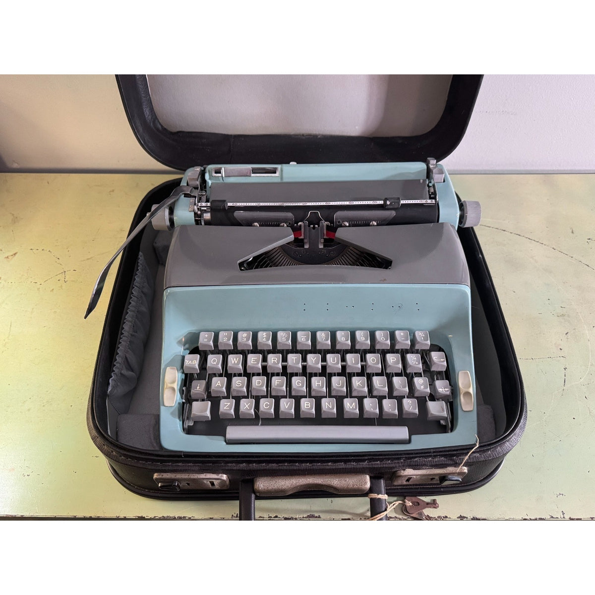 1969 Consul 221 Typewriter • Seafoam Blue & Slate Gray • w/Case, Key, Extras