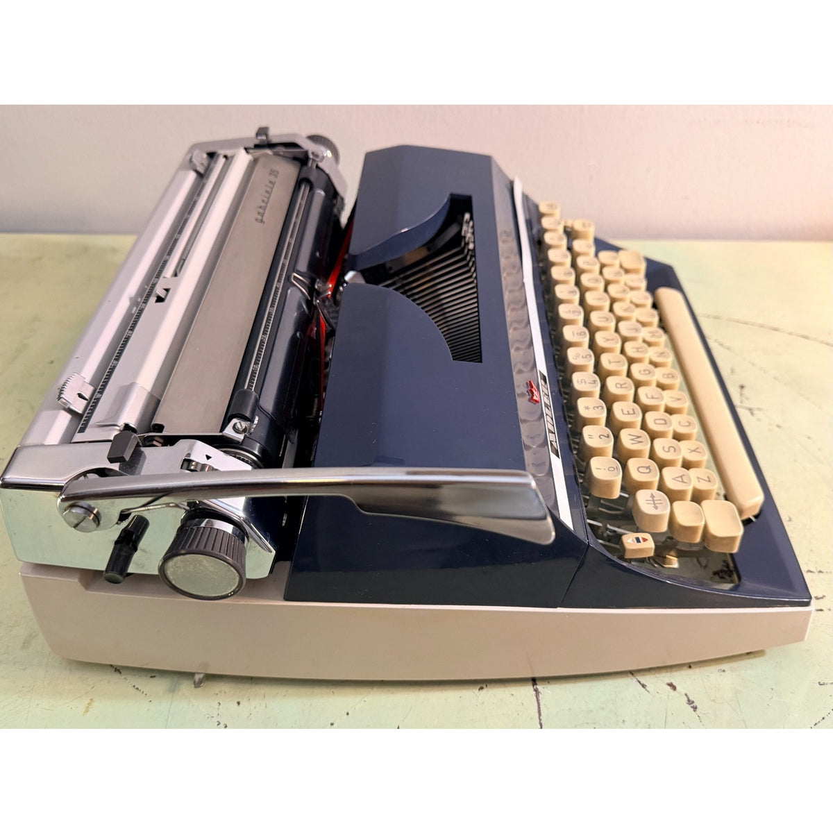 Adler Gabriele 35 Portable Typewriter • Techno / Cubic Typeface • Original Case