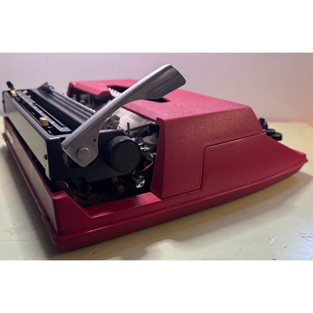 1977 Brother Valiant 413 Typewriter • Red Japanese Portable w/Case & Manual